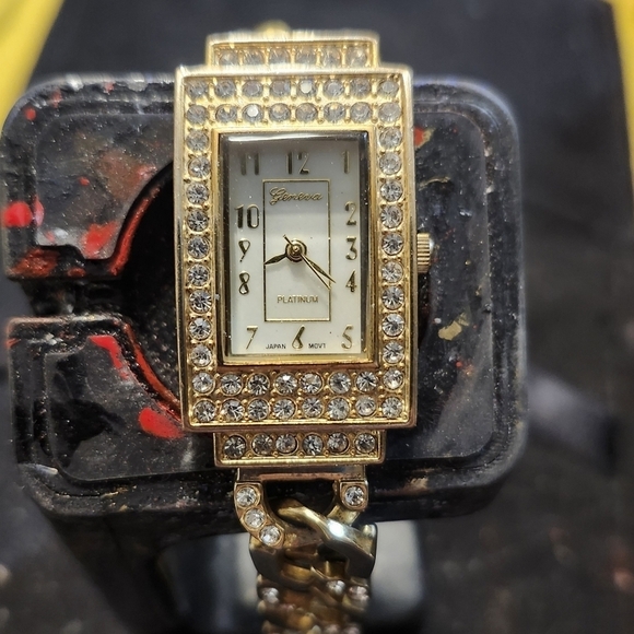 VINTAGE Geneva Platinum Goldtone ICED out Tank Watch!!!!!!